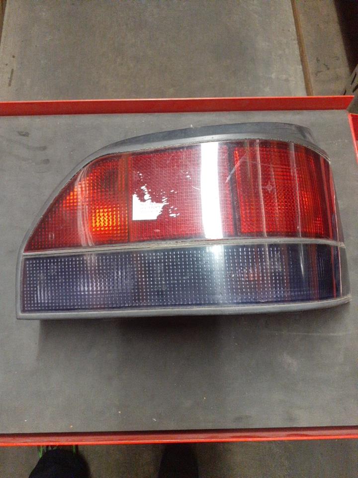 Fanale posteriore principale destro (luci) RENAULT CLIO 1 PHASE 2 Diésel - 1