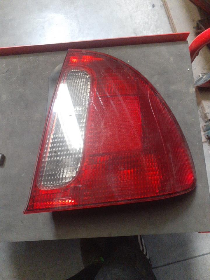 Fanale posteriore principale destro (luci) ROVER 400 2 Diésel - 1