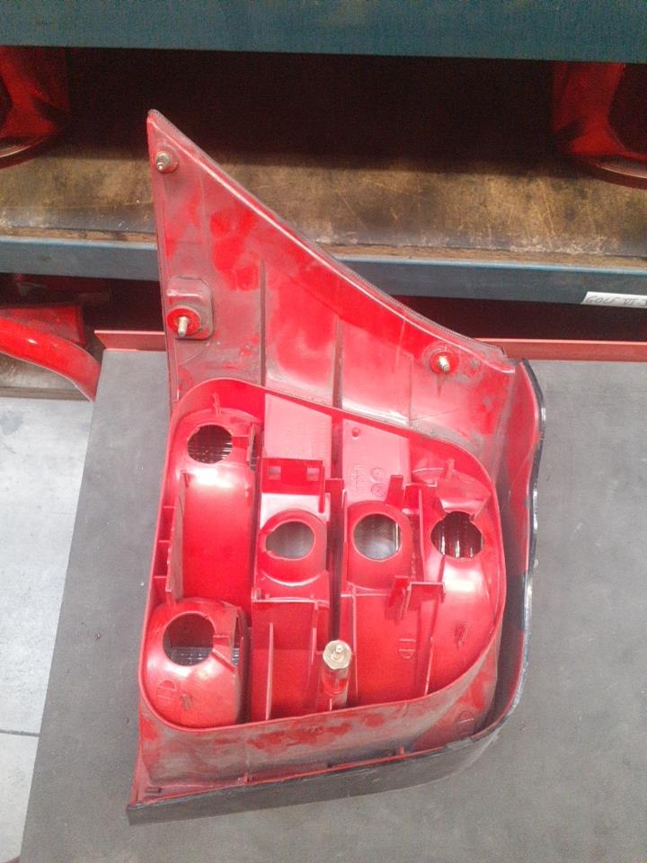 Fanale posteriore principale destro (luci) VOLKSWAGEN GOLF 4 Diésel - 1