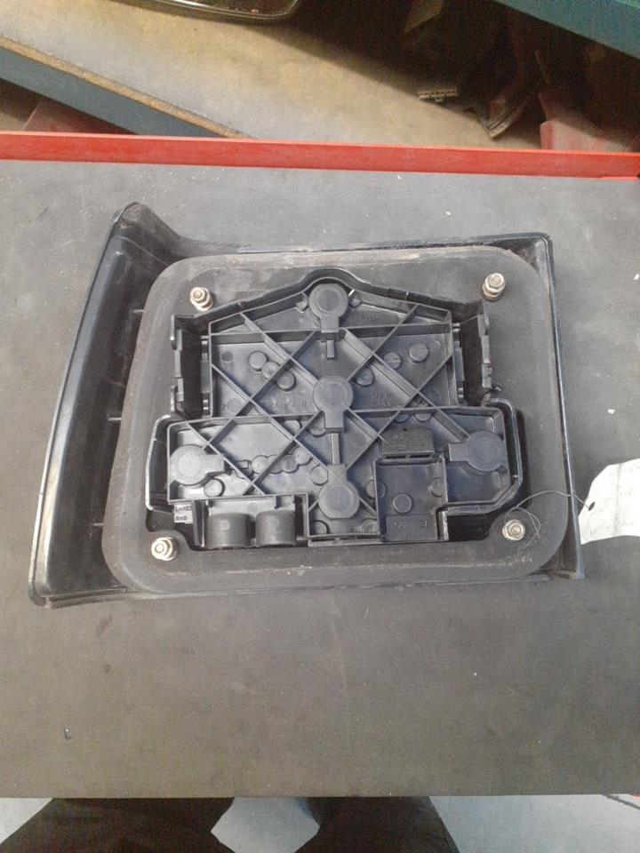 Fanale posteriore principale destro (luci) VOLKSWAGEN JETTA 2 Gasolina - 1