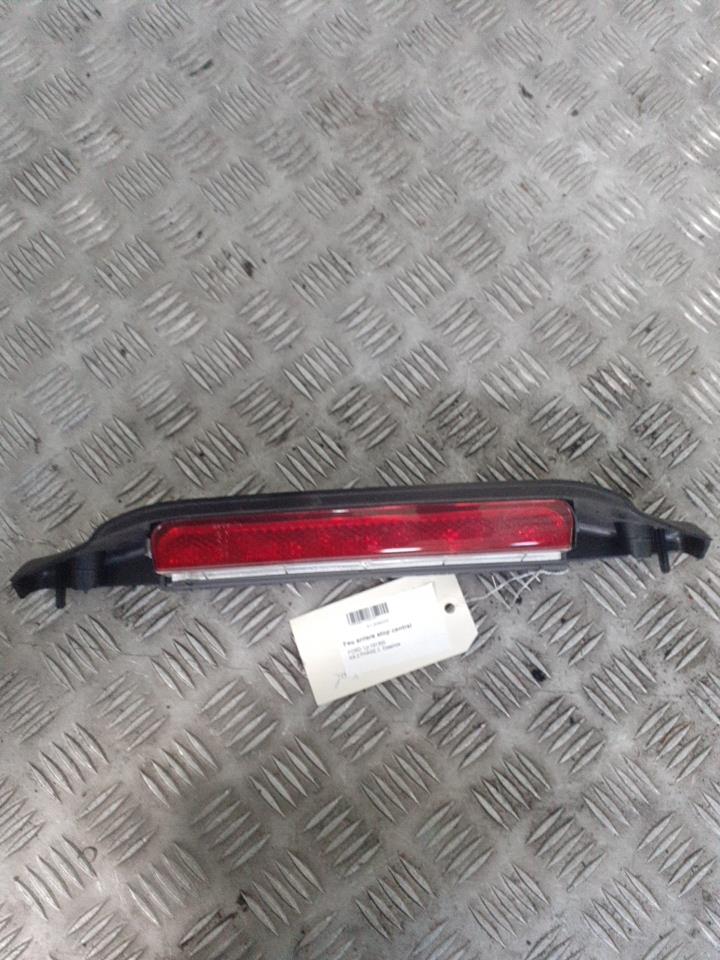Feu arriere stop central FORD KA 2 PHASE 2 Essence - 1