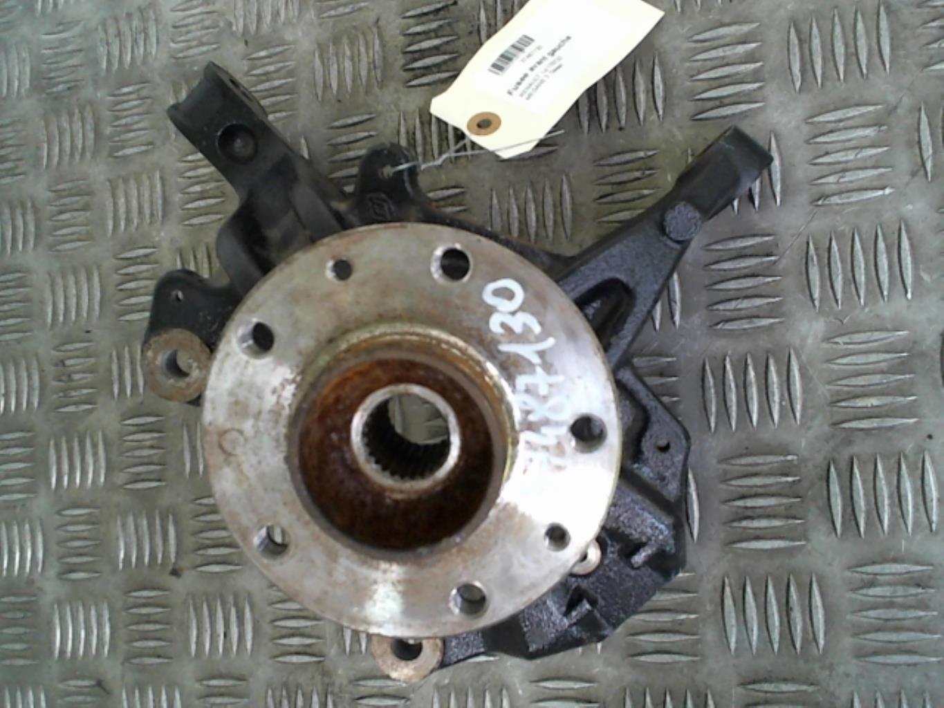 Fusee avant gauche RENAULT MEGANE 3 Diesel - 1