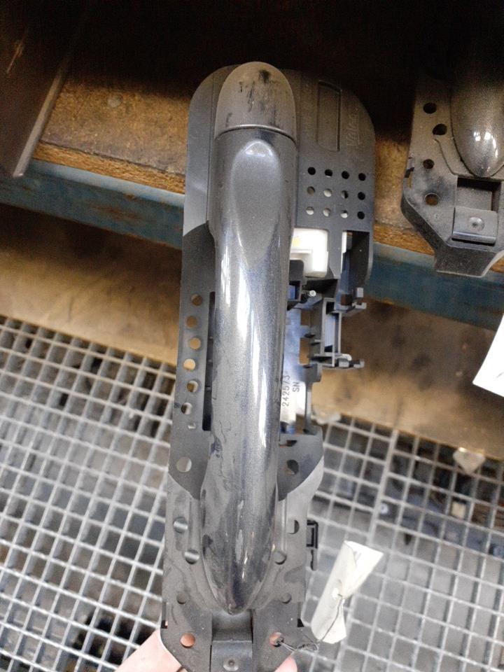 Maniglia portiera posteriore sinistra RENAULT MEGANE 3 PHASE 1 Diésel - 1