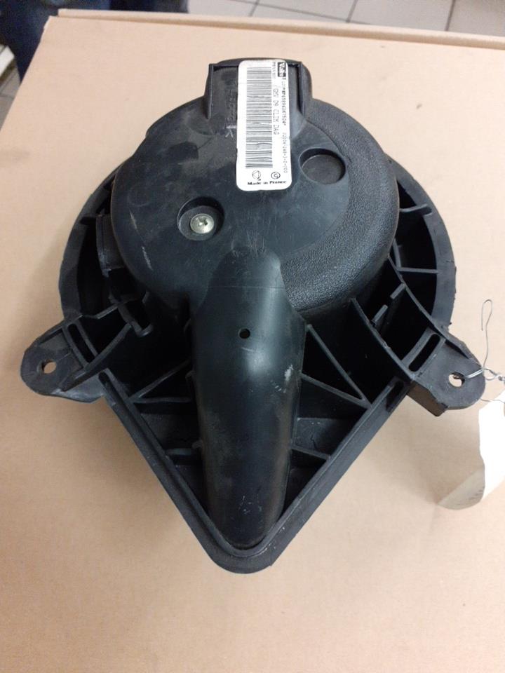 Ventilateur chauffage PEUGEOT 406 Essence - 1