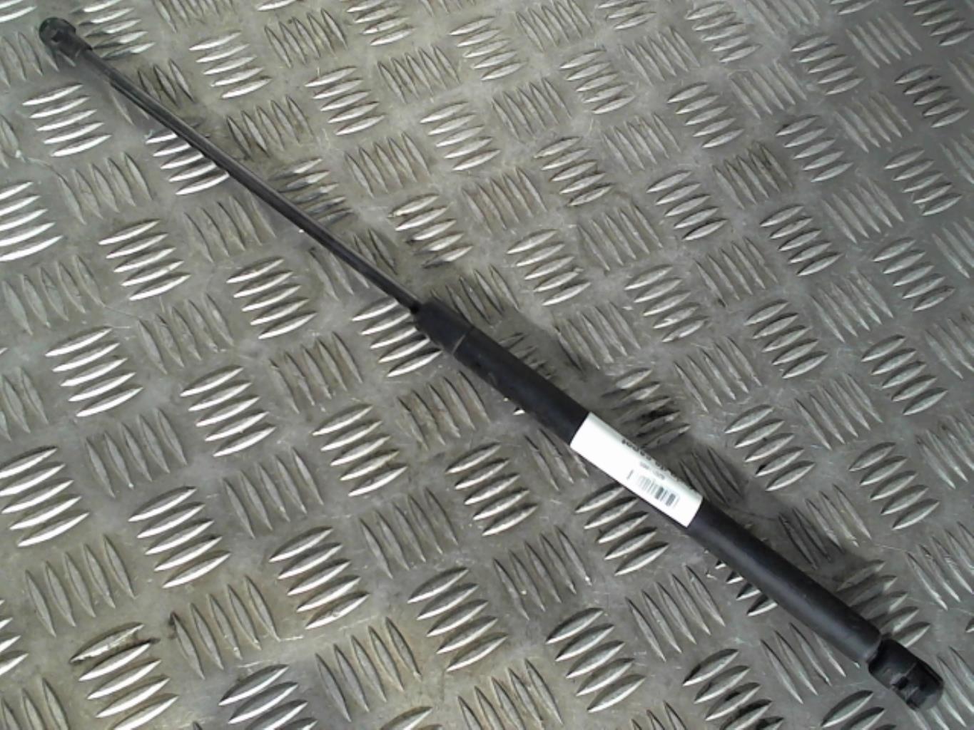 Verin de capot AUDI A3 1 PHASE 2 Diesel - 1