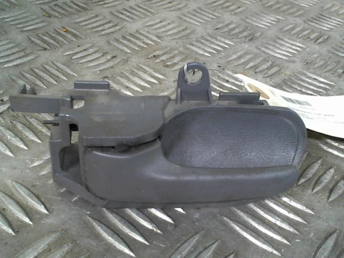 Maniglia interna anteriore sinistra PEUGEOT 107 PHASE 2 Gasolina - 1