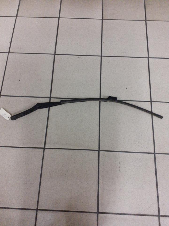 Braccio tergicristallo anteriore sinistro AUDI A3 2 PHASE 1  - 1