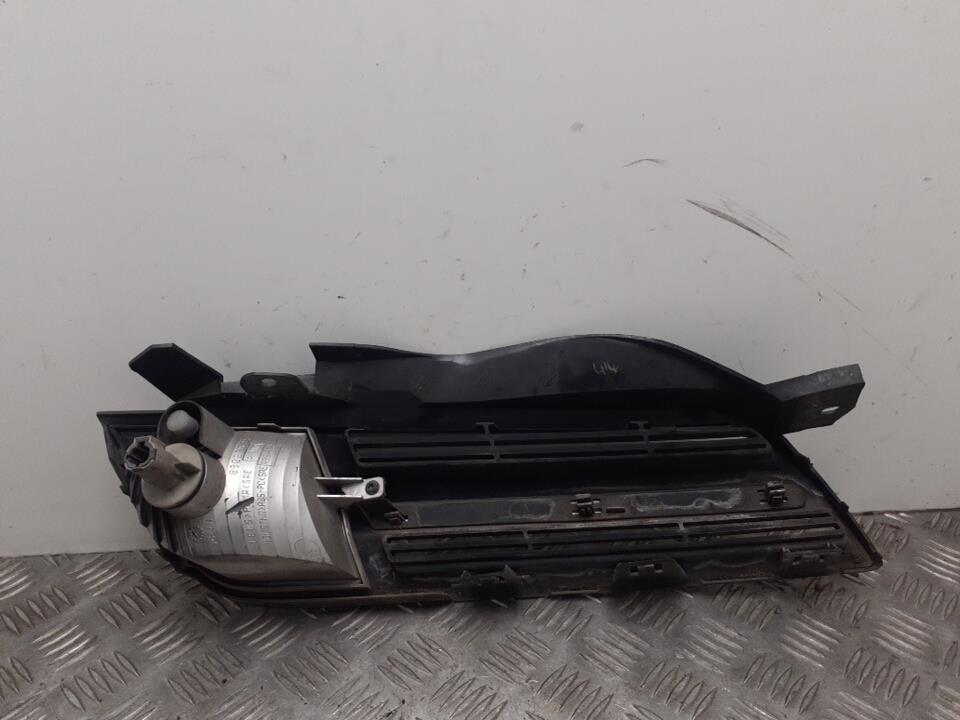 Calandre gauche NISSAN MICRA 3 PHASE 1 Essence - 1