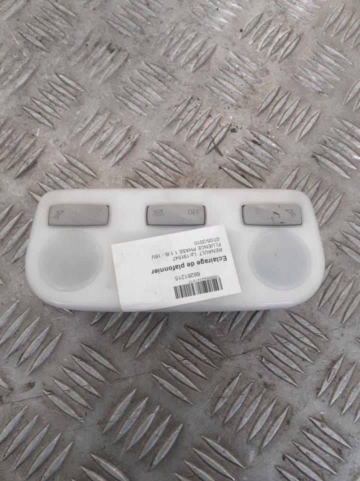 Eclairage de plafonnier RENAULT FLUENCE PHASE 1 Essence - 1