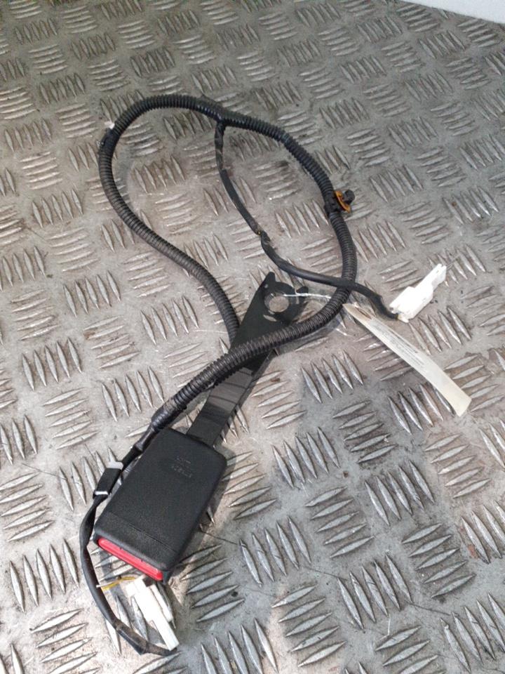 Aggancio cintura sicurezza anteriore destro TOYOTA YARIS 3 PHASE 3 Super White II (040) Gasolina - 1
