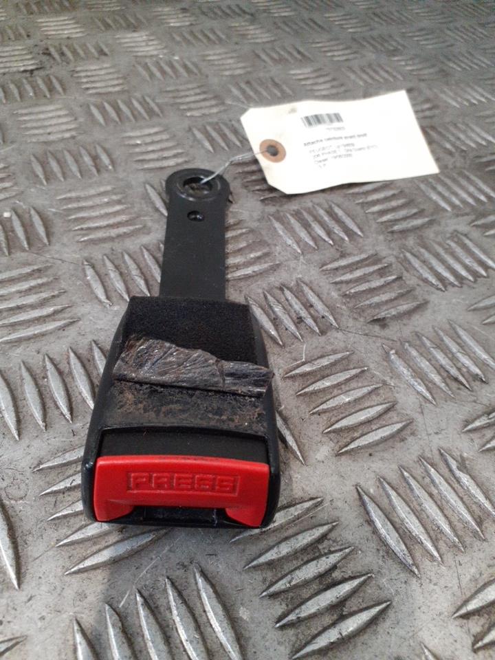 Aggancio cintura sicurezza anteriore destro PEUGEOT 206 PHASE 1   Gris Quartz (EYC) Diésel - 1