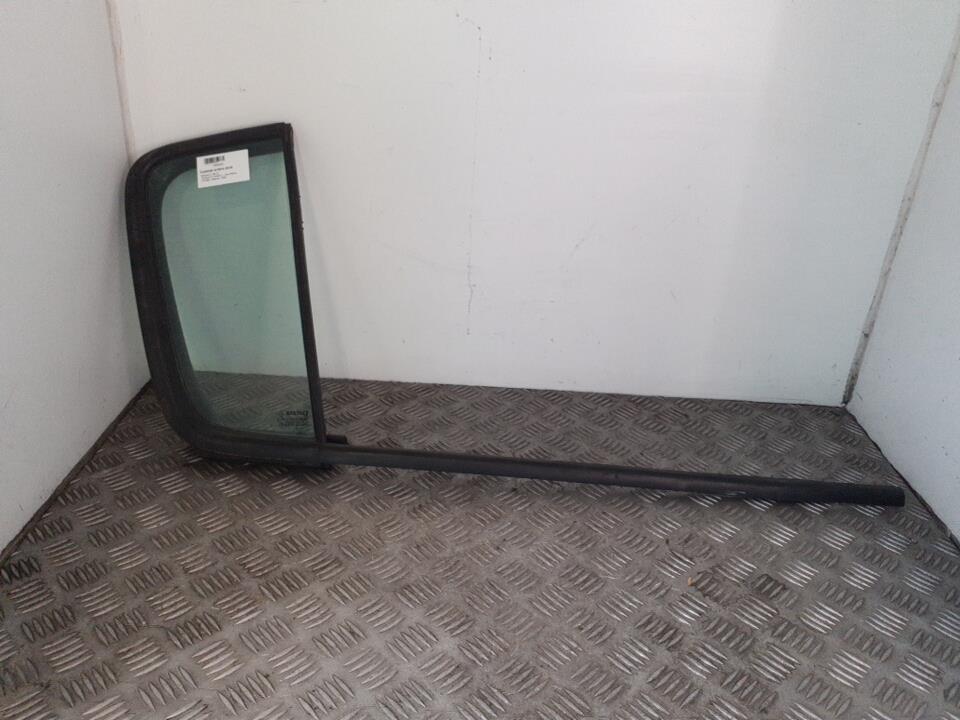 Ventanilla triangular trasera derecha (puerta) RENAULT TWINGO 2 PHASE 1   Gris Platine (TED69) Gasolina - 1