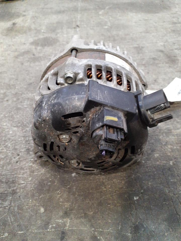 Alternatore FORD FIESTA 6 PHASE 2   (Blanc Glacier) (7VTA Gasolina - 1