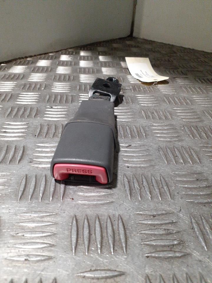 Aggancio cintura sicurezza posteriore destro TOYOTA PRIUS 2 Gasolina/Híbrido - 1