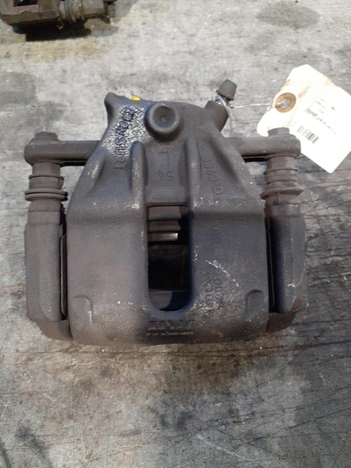 Etrier avant gauche (freinage) RENAULT CLIO 3 PHASE 2 Noir Nacré (NV676) Diesel - 1