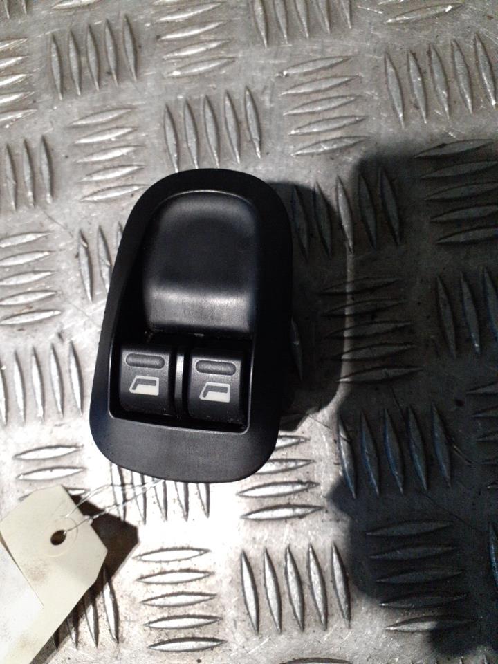 Interruttore alzacristalli PEUGEOT 206+   Noir Perla Nera (KTV/9V) Diésel - 1