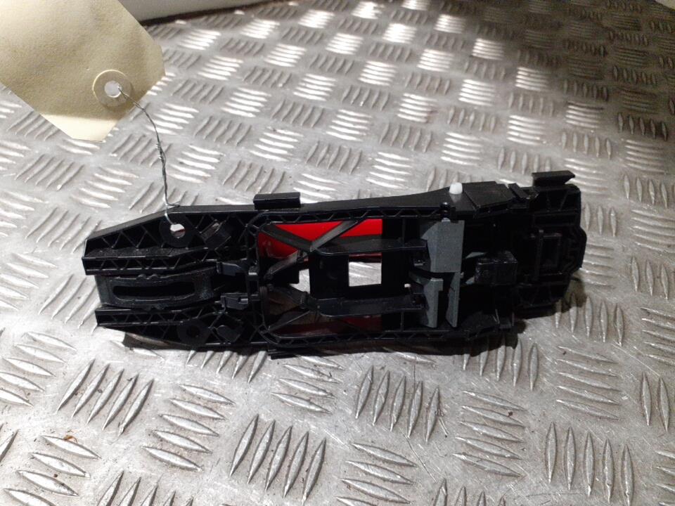 Maniglia portiera posteriore destra SKODA SCALA Rojo Velvet (F3P) Gasolina - 1
