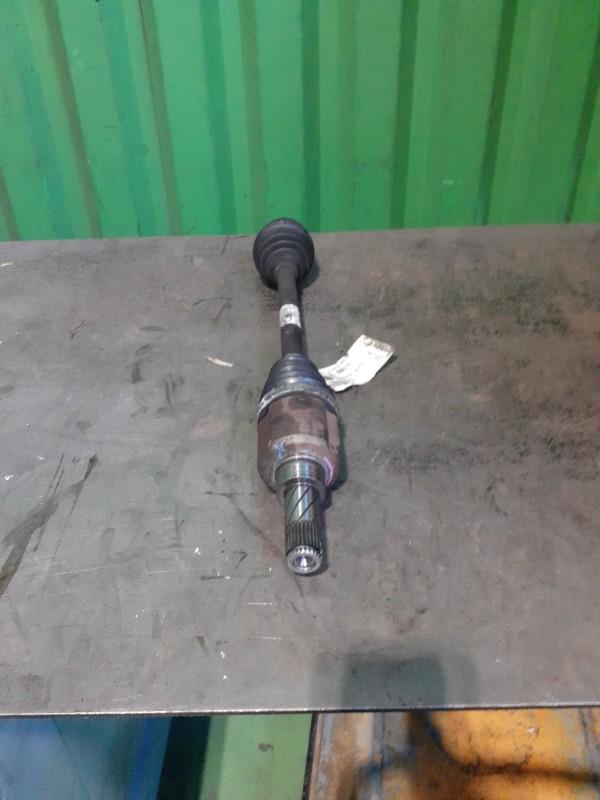 Cardan gauche (transmission) RENAULT CLIO 3 PHASE 2 Noir Nacré (NV676) Diesel - 1