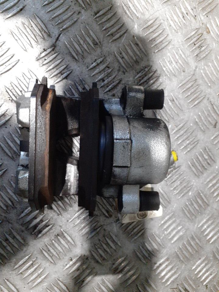 Pinza freni anteriore destra SKODA SCALA Rojo Velvet (F3P) Gasolina - 1