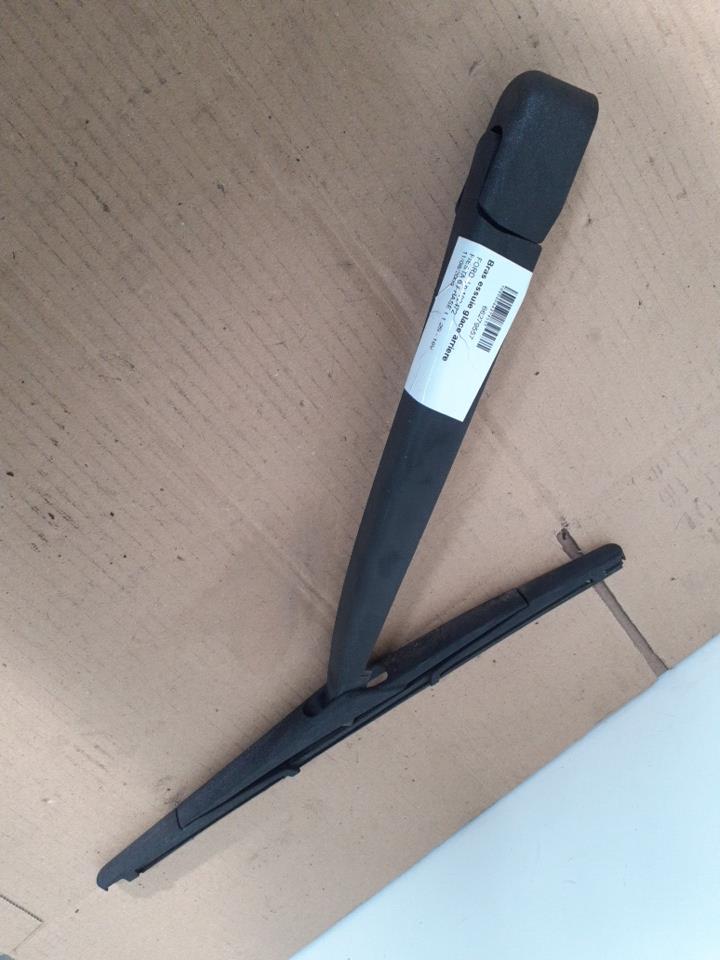 Braccio tergicristallo posteriore FORD FIESTA 6 PHASE 1 Vert  Squeeze (8GGC)  - 1