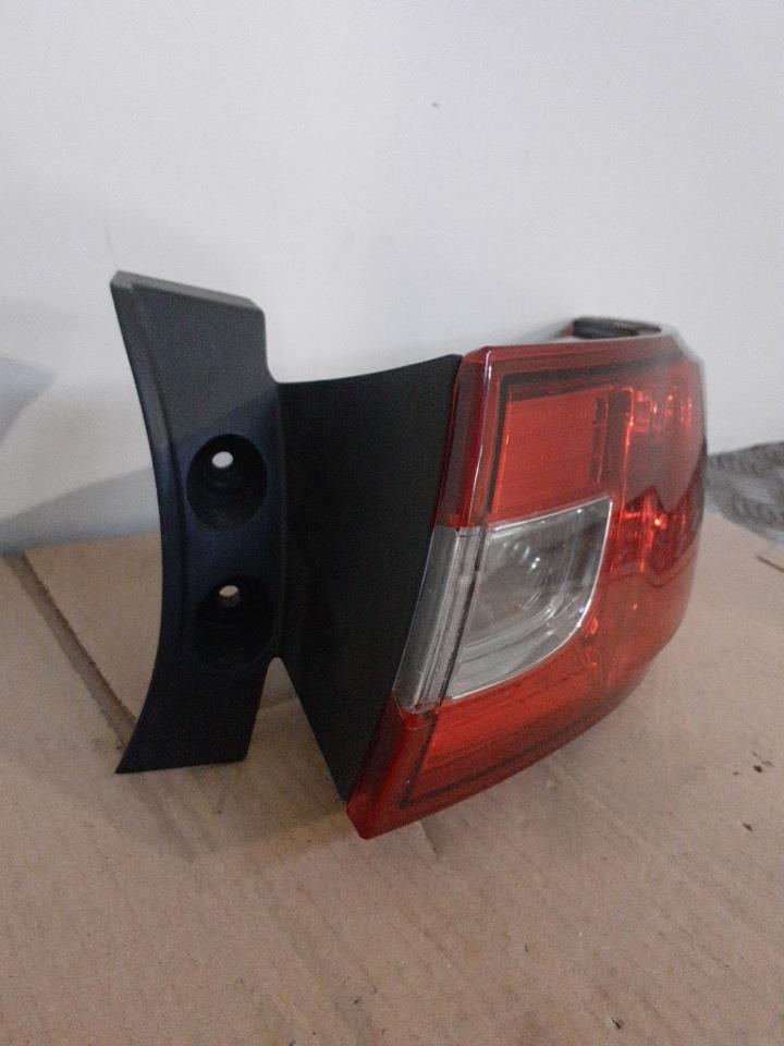 Fanale posteriore principale destro (luci) RENAULT CLIO 4 PHASE 1 Diésel - 1