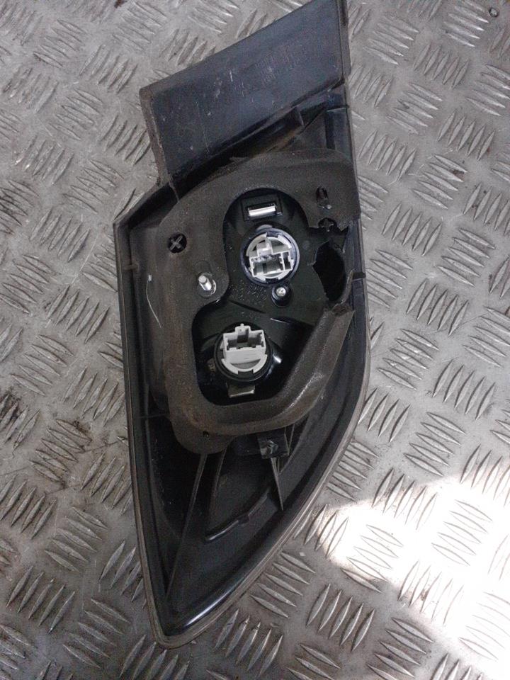 Fanale posteriore principale destro (luci) MAZDA 3 1 PHASE 1 Gasolina - 1