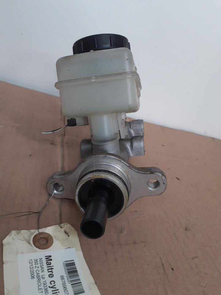 Maitre cylindre (freinage) NISSAN 350 Z CABRIOLET Essence - 1