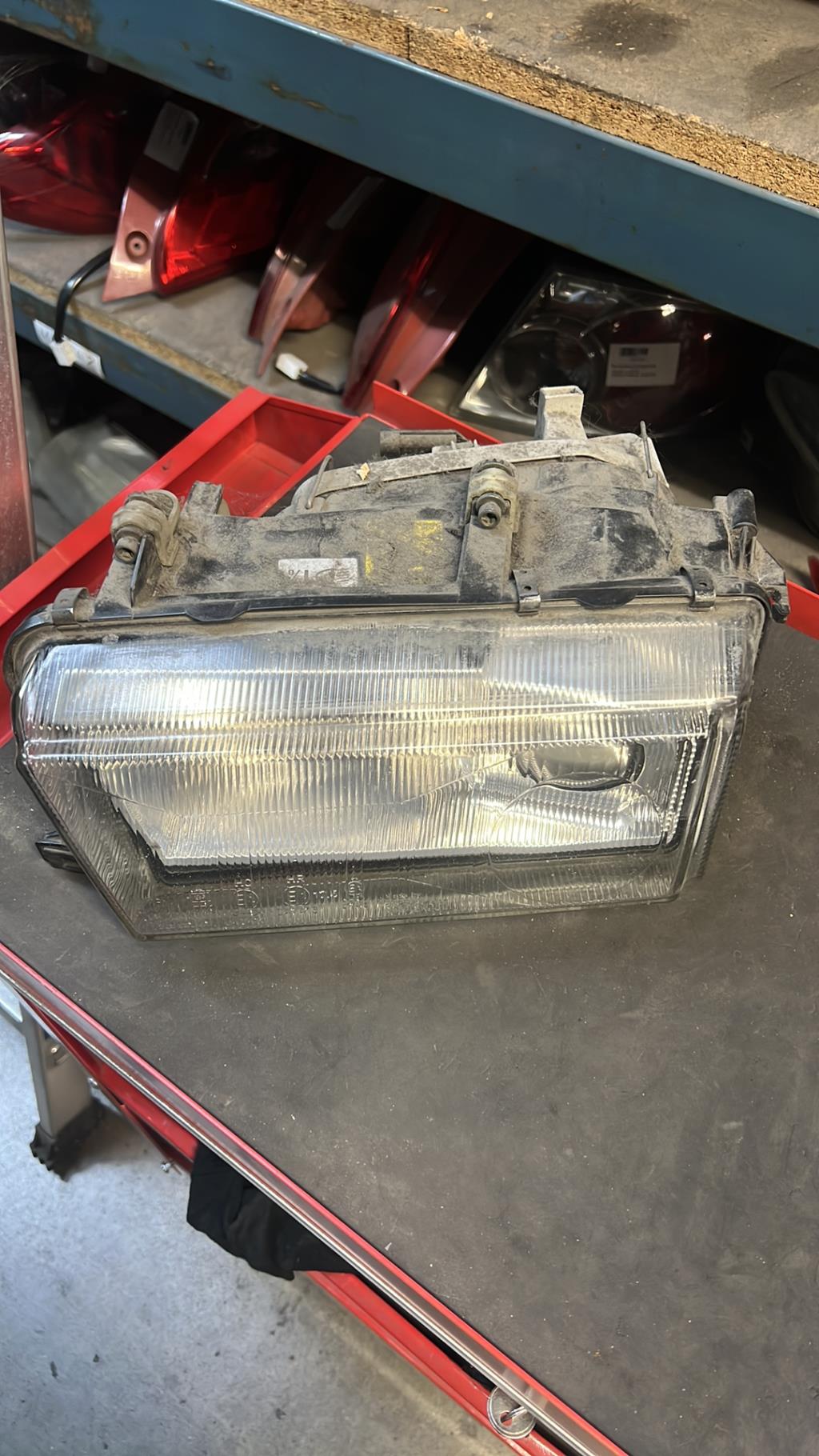 Gruppo ottico anteriore principale sinistro (luci)(faro) ALFA ROMEO 155 Diésel - 1