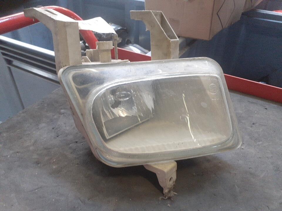 Fendinebbia sinistro (luce) OPEL VECTRA A  - 1