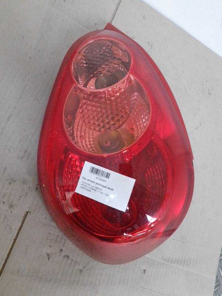 Fanale posteriore principale destro (luci) TOYOTA AYGO 1 PHASE 1 Gasolina - 1