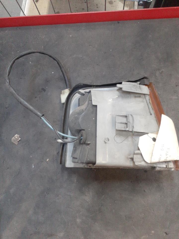Gruppo ottico anteriore secondario sinistro (luci)(freccia) FIAT UNO PHASE 2 Gasolina - 1