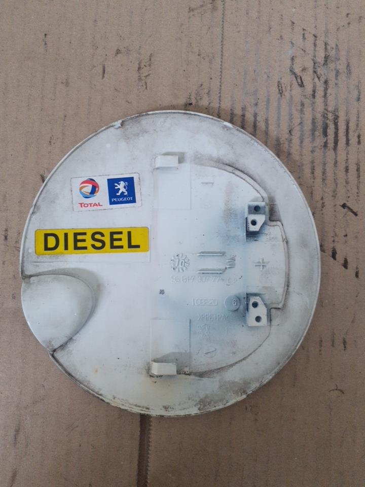 Trappe d'essence PEUGEOT 207 PHASE 2 Diesel - 1