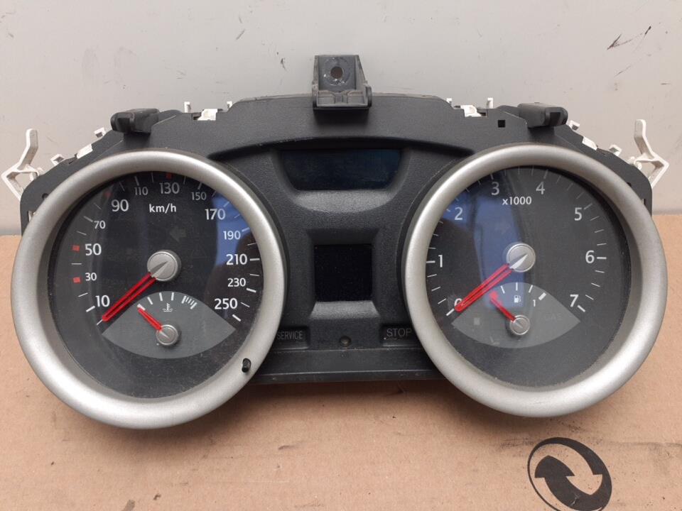 Compteur RENAULT MEGANE 2 PHASE 1 Essence - 1