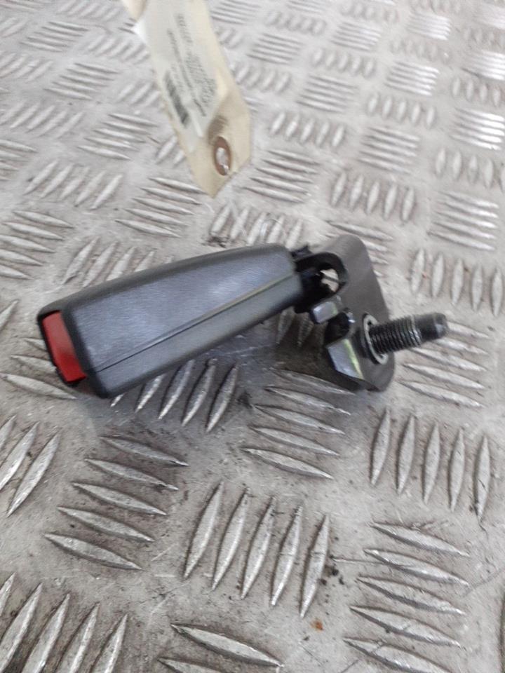 Aggancio cintura sicurezza anteriore destro OPEL CORSA D PHASE 1 (Utra bleu) (MI24CU/21B)  - 1