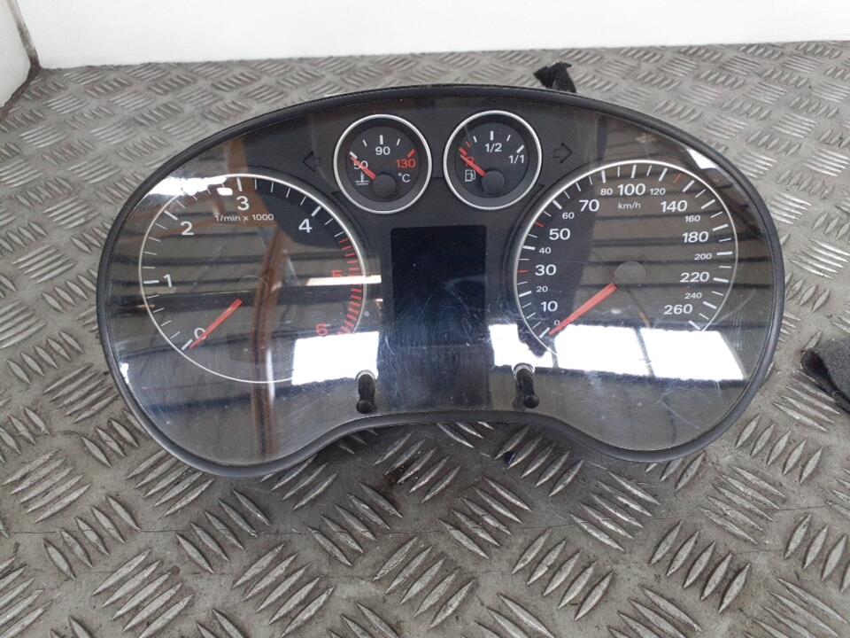Compteur AUDI A3 2 SPORTBACK PHASE 1 Diesel - 1