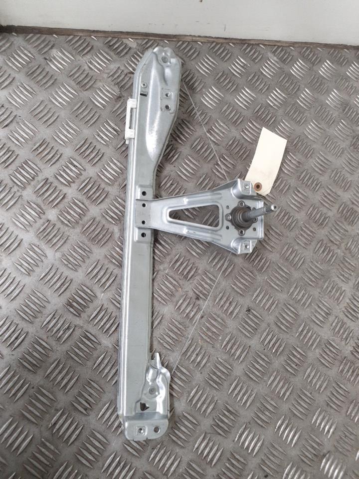 Alzacristalli manuale posteriore destro RENAULT CLIO 3 PHASE 2 BREAK   Gris Cassiopée (TEKNG) Gasolina - 1