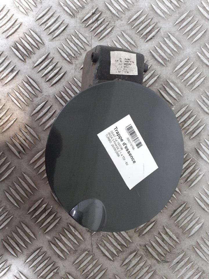 Trappe d'essence SEAT IBIZA 3 PHASE 2 (Track Grey/Gris Track) (LW7Z/2V) Diesel - 1
