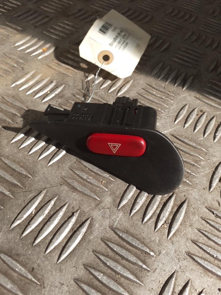 Bouton de warning PEUGEOT 406 PHASE 2  - 1
