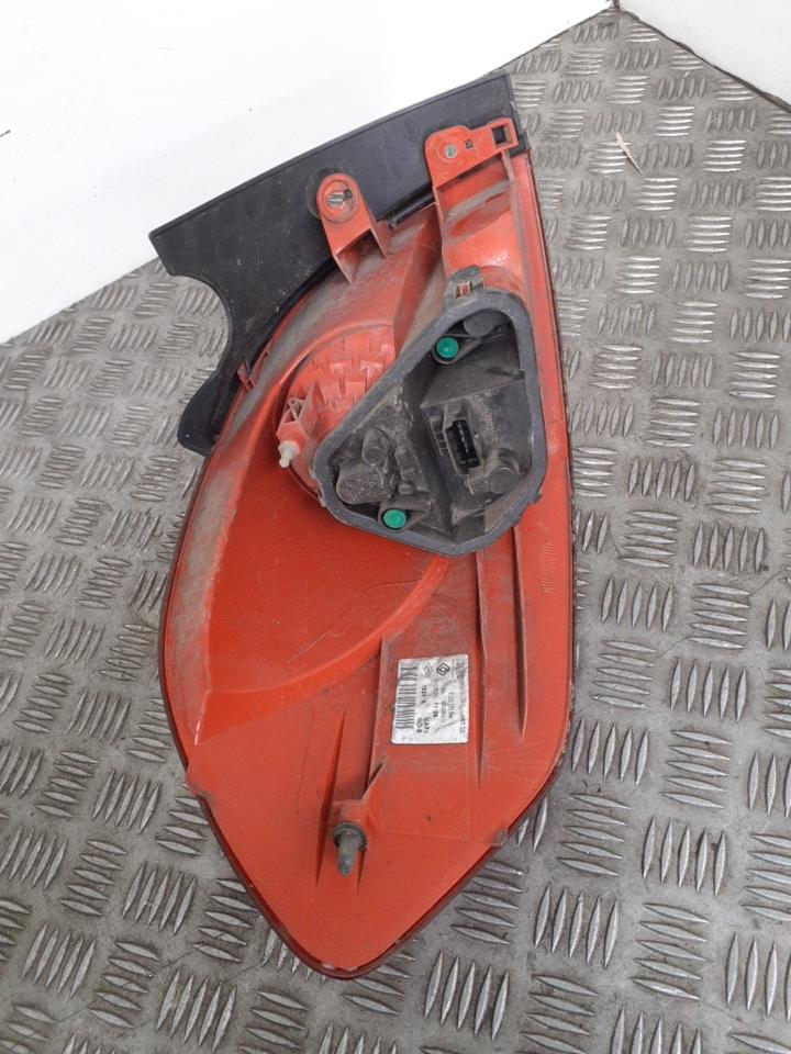 Fanale posteriore principale destro (luci) RENAULT CLIO 3 PHASE 2 BREAK Diésel - 1