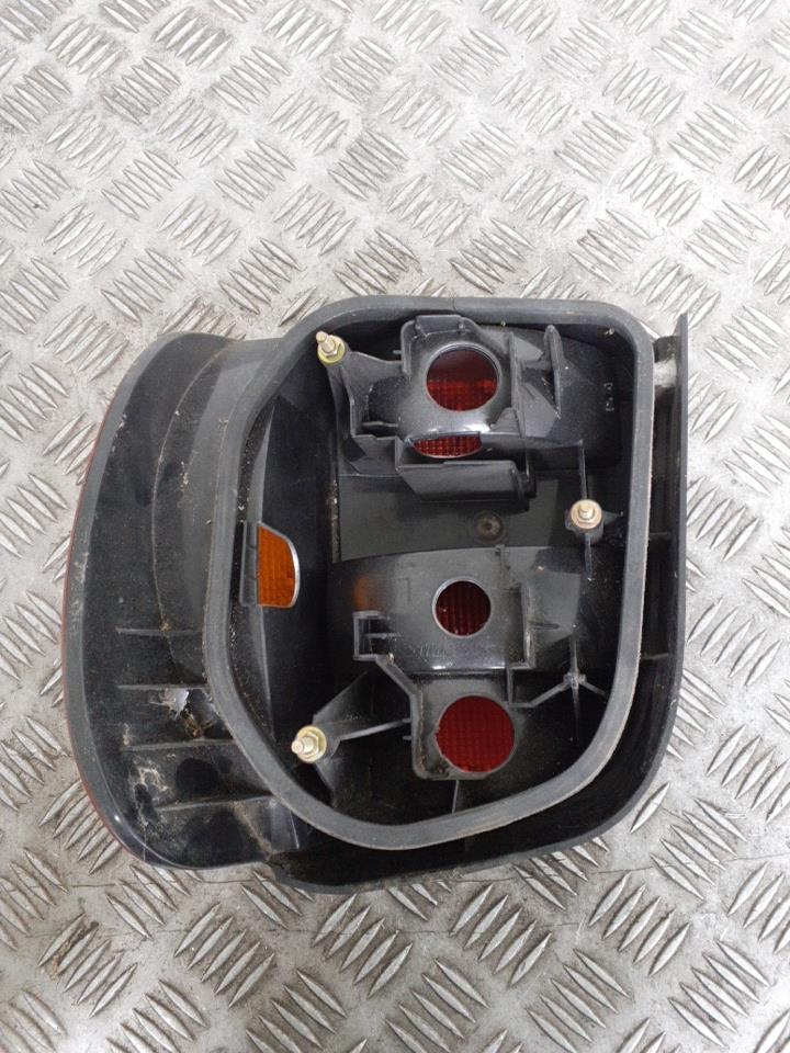Fanale posteriore principale sinistro (luci) VOLKSWAGEN POLO 3 CLASSIC/FLIGHT  - 1