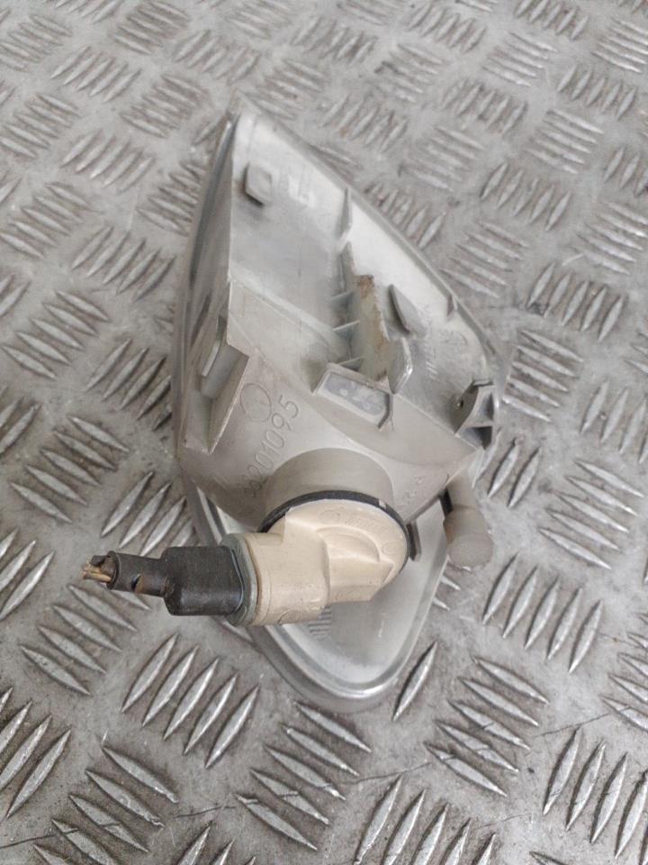 Gruppo ottico anteriore secondario destro (luci)(freccia) RENAULT MEGANE 1 PHASE 1 Fidji (MV941) Gasolina - 1