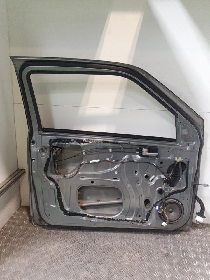 Porte avant gauche SUZUKI SWIFT 3 Diesel - 1