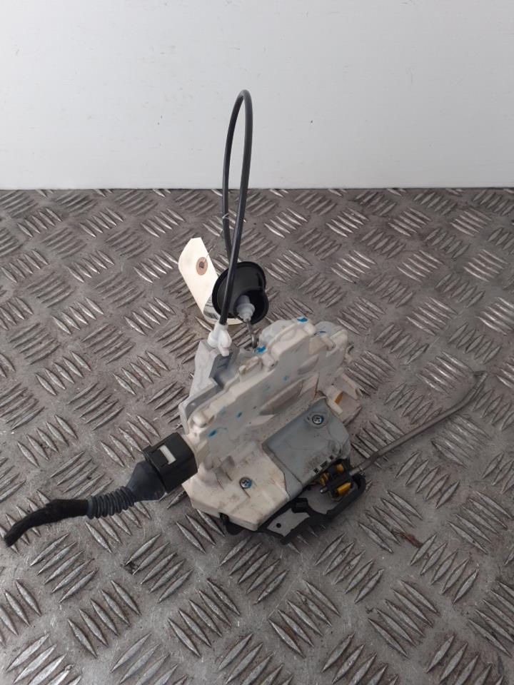 Serrure avant gauche AUDI A4 2 PHASE 2  (Black Sapphire) (20R/2HU/GBG) Diesel - 1