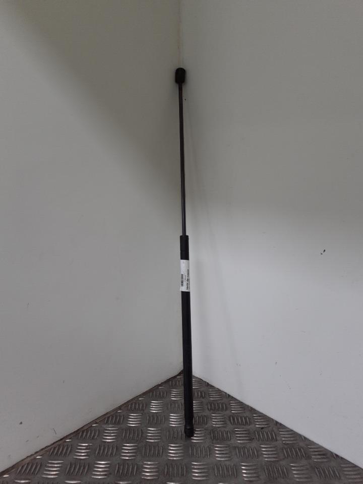 Verin de capot AUDI A4 2 PHASE 2  (Black Sapphire) (20R/2HU/GBG) Diesel - 1