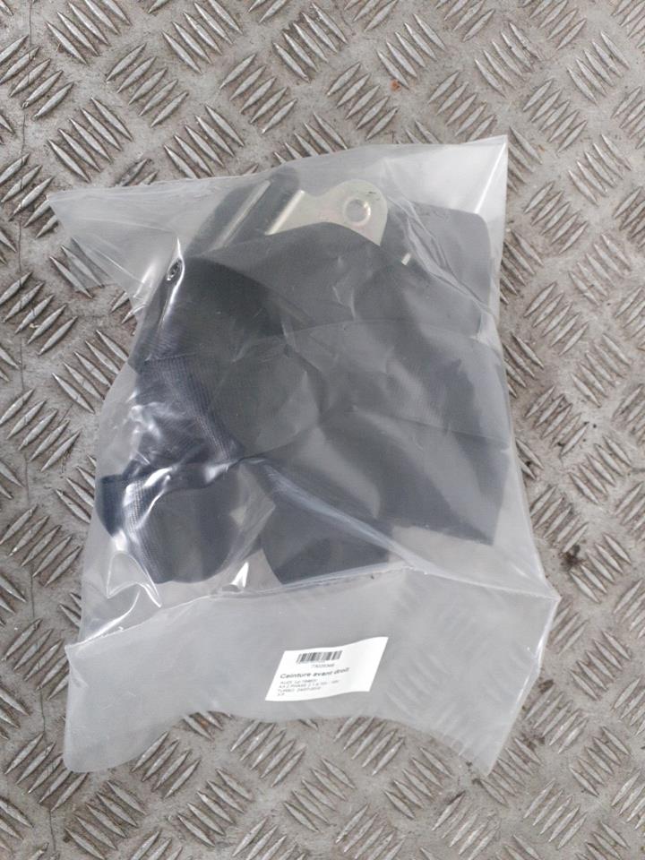 Ceinture avant droit AUDI A3 2 PHASE 2 Brillantschwarz (LY9B/A2) Diesel - 1