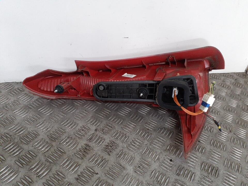 Fanale posteriore principale destro (luci) PEUGEOT 206 PHASE 2 BREAK   Gris Aluminium (EZR) Diésel - 1