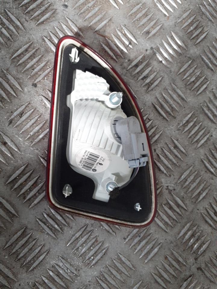 Feu arriere secondaire droit (feux) RENAULT TWINGO 2 PHASE 2 Diesel - 1