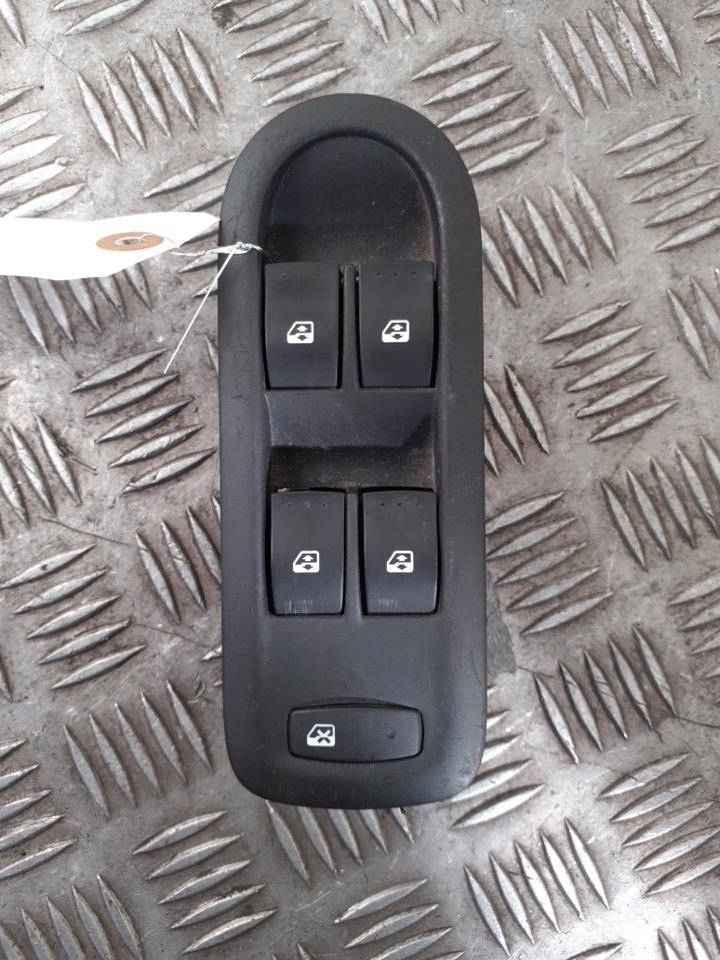 Interruttore alzacristalli RENAULT MEGANE 2 PHASE 1   Bleu Ottoman (TEI45)  - 1