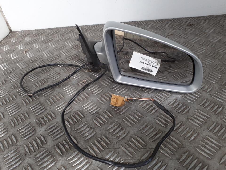 Retrovisor derecho AUDI A4 2 PHASE 1 Gris SilberSee / Metallic (LY7W/5B)  - 1