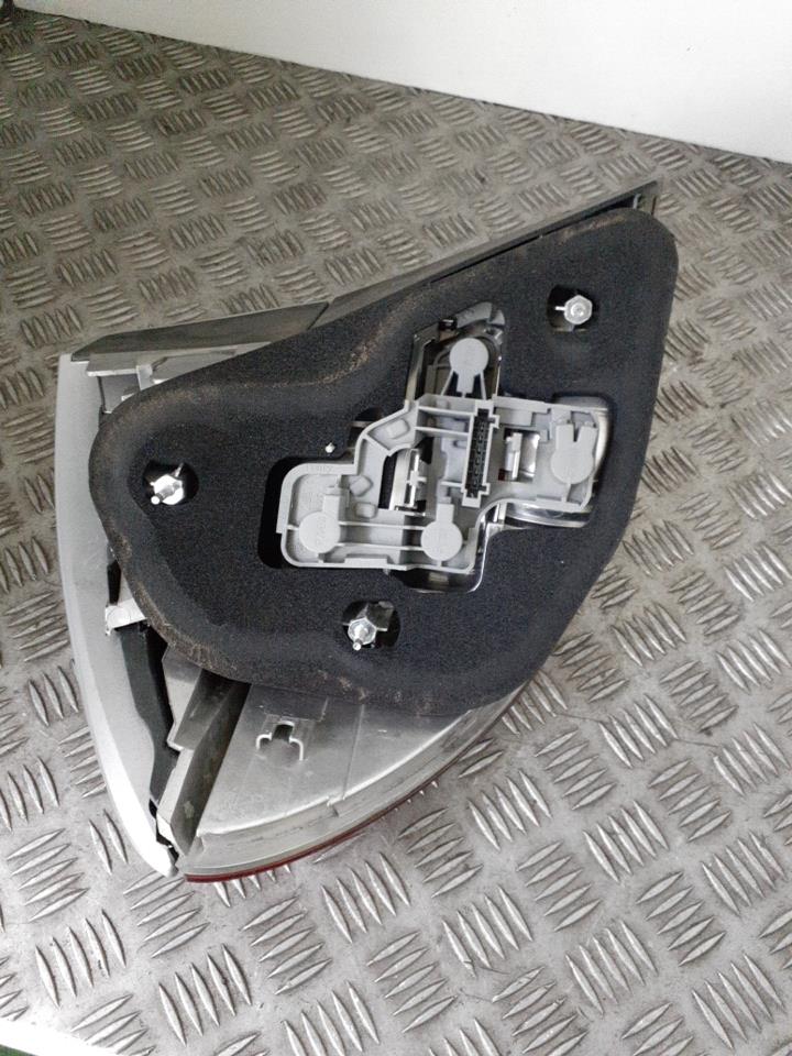 Fanale posteriore principale destro (luci) MERCEDES CLASSE CLC 203 COUPE Diésel - 1